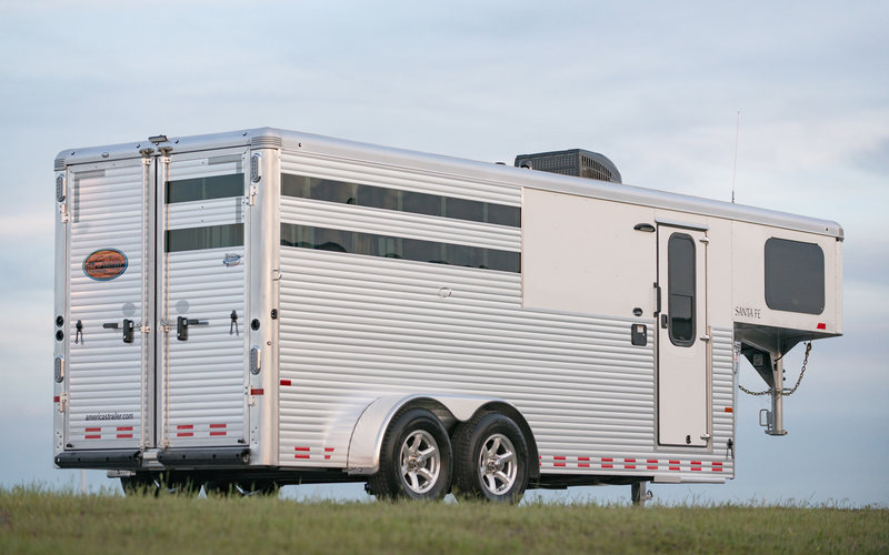 Best 3 Horse Trailer with Living Quarters - The Horse and Stable