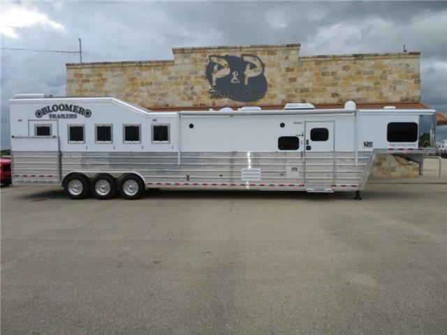 Bloomer Trailers New 2022 Horse Trailer with Living Quarters